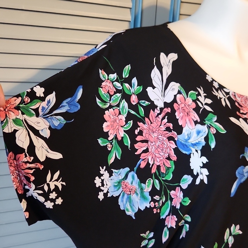 Rafaella Floral Print Top with Side Tie - Picture 5 of 11